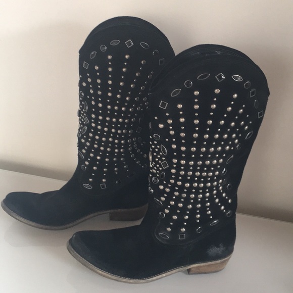 Boutique 9 Shoes - Gorgeous "Boutique" Blk Suede Studded Cowboy Boots
